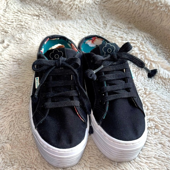 FARM Rio Blake Slip On Platform Sneakers Size 6 US - Picture 1 of 8